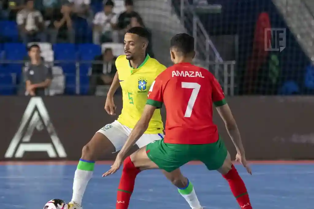 Brasil supera Marrocos e segue para semi da Copa do Mundo de futsal