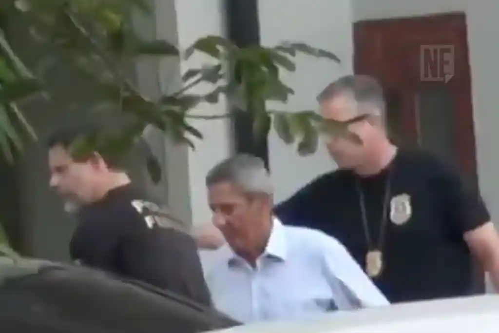 General Walter Souza Braga Netto conduzido pela Polícia Federal