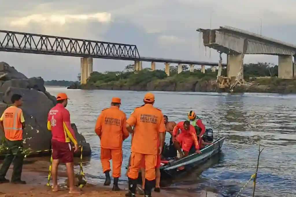 Ponte entre Tocantins e Maranhão desaba