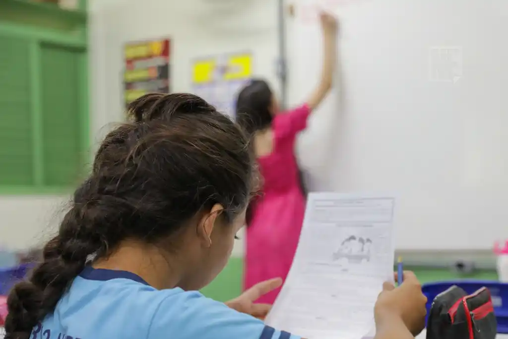 Iniciativa leva educação financeira para alunos da rede pública de ensino