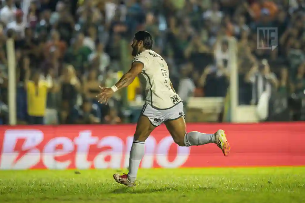 Hulk vira 12º maior artilheiro do Galo