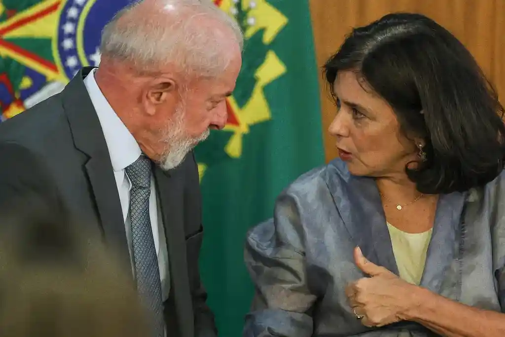 Presidente Lula e a ex-ministra Nísia Trindade