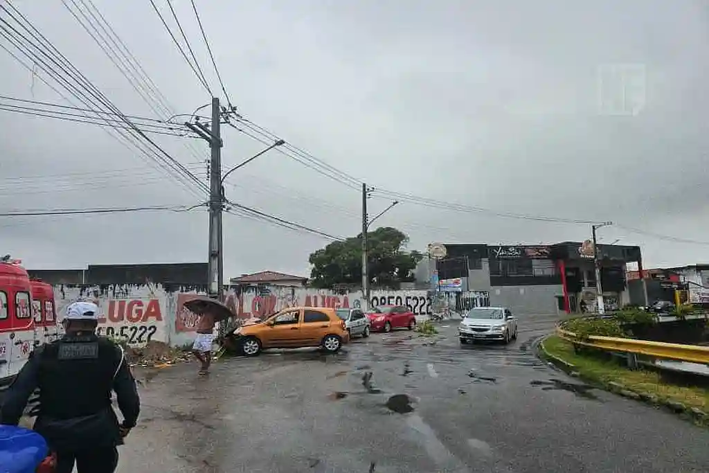 Acidente de trânsito no Bairro São José, em Aracaju